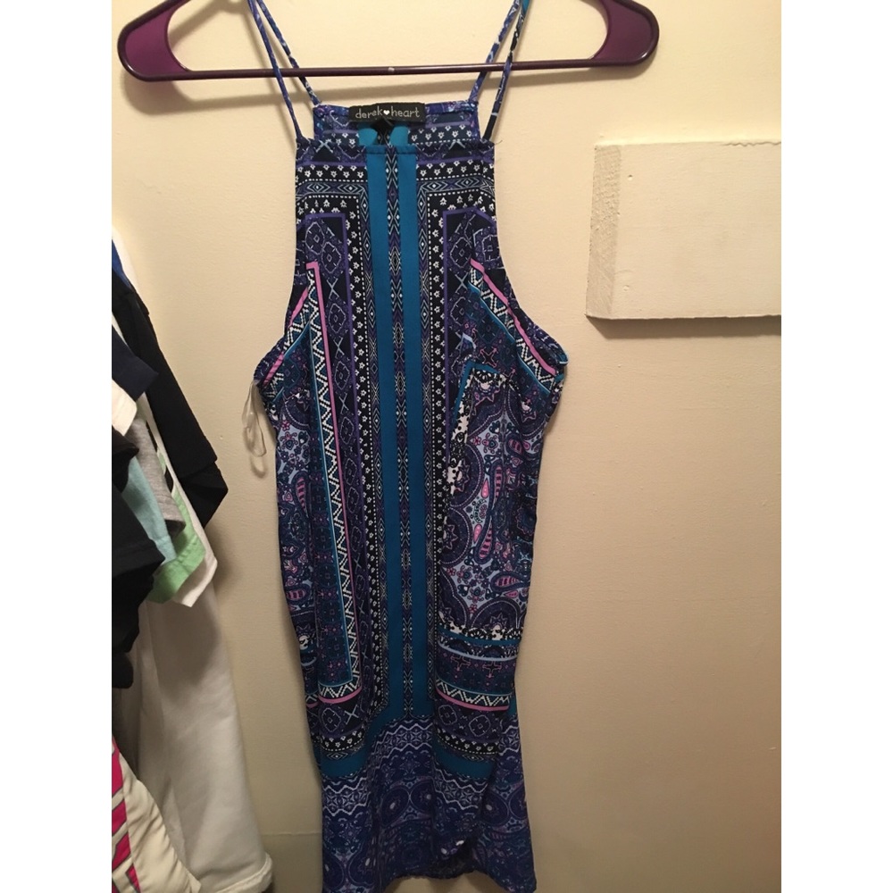 Cute dress!